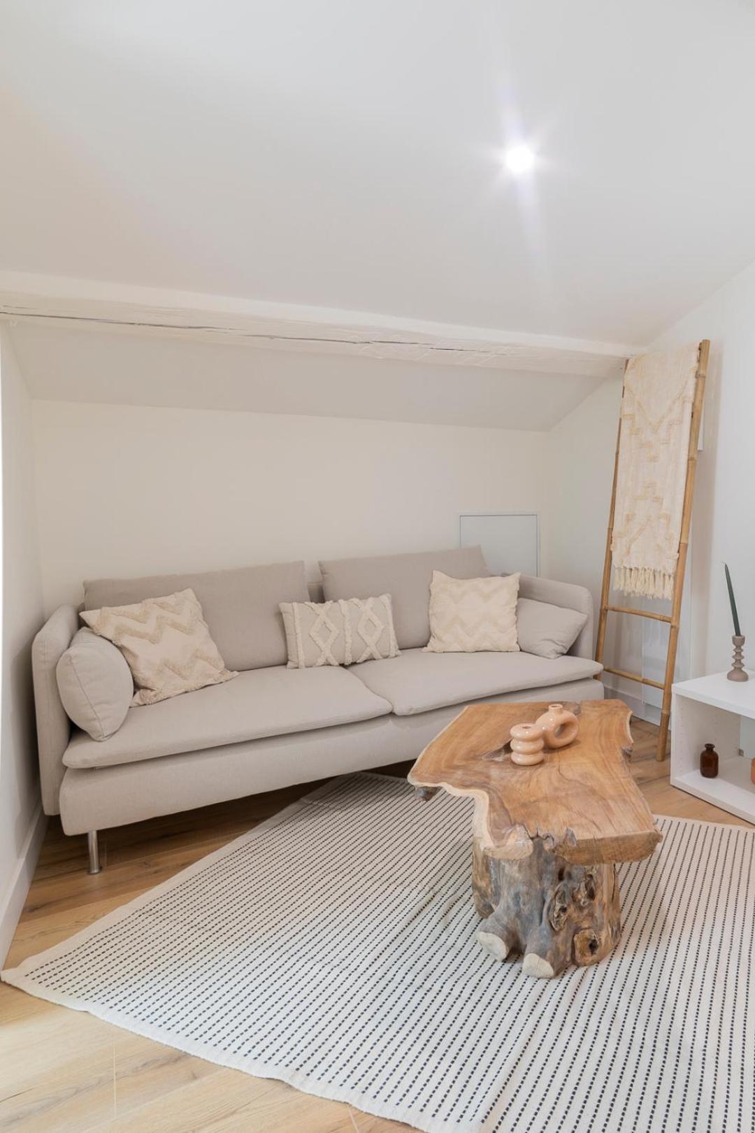 Appartement Le Belvedere Nimois Pour 2 Vue Panoramique Clim Maisoncarreeconciergerie